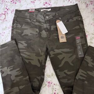 Levi's Camouflage Skinny Jeans